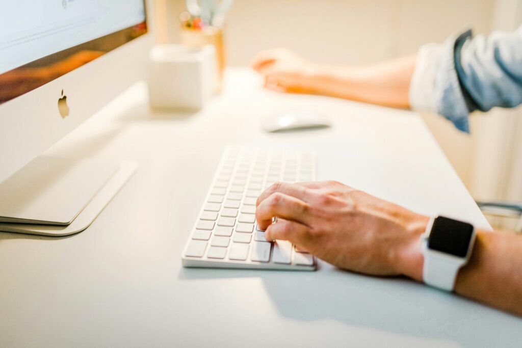 Internetinės rinkodaros įrankiai smulkiems verslams